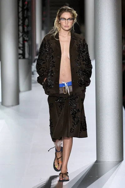 Look 61